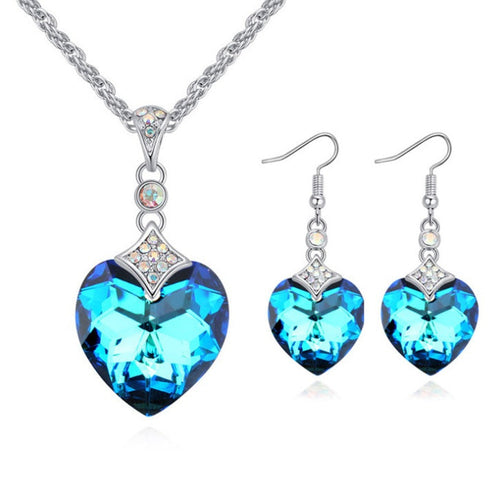 Regal Rebel 22 presents The Crystal Heart Jewelry Set