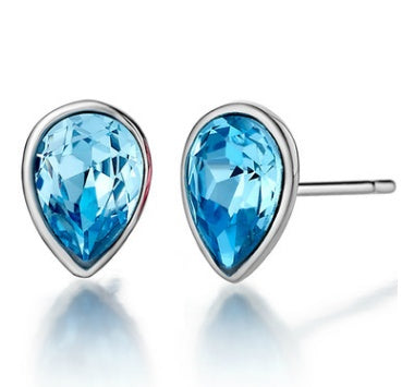 Regal Rebel 22 presents The Jewelry Set Crystal Pendant Necklace Earring