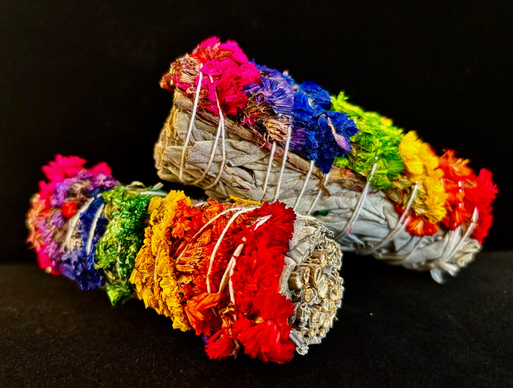 Regal Rebel 22 presents The 7 Chakra Sinuata Flower White Sage Smudge Bundle